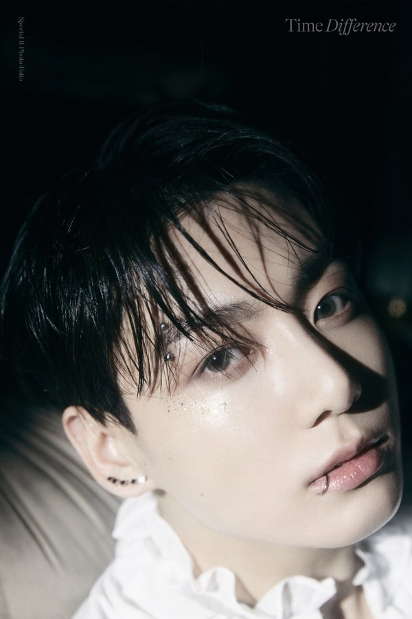 BTS 防弾少年団 フォト 写真 ジョングク　グク BTS 防弾少年団 フォト 写真 ジョングクグク